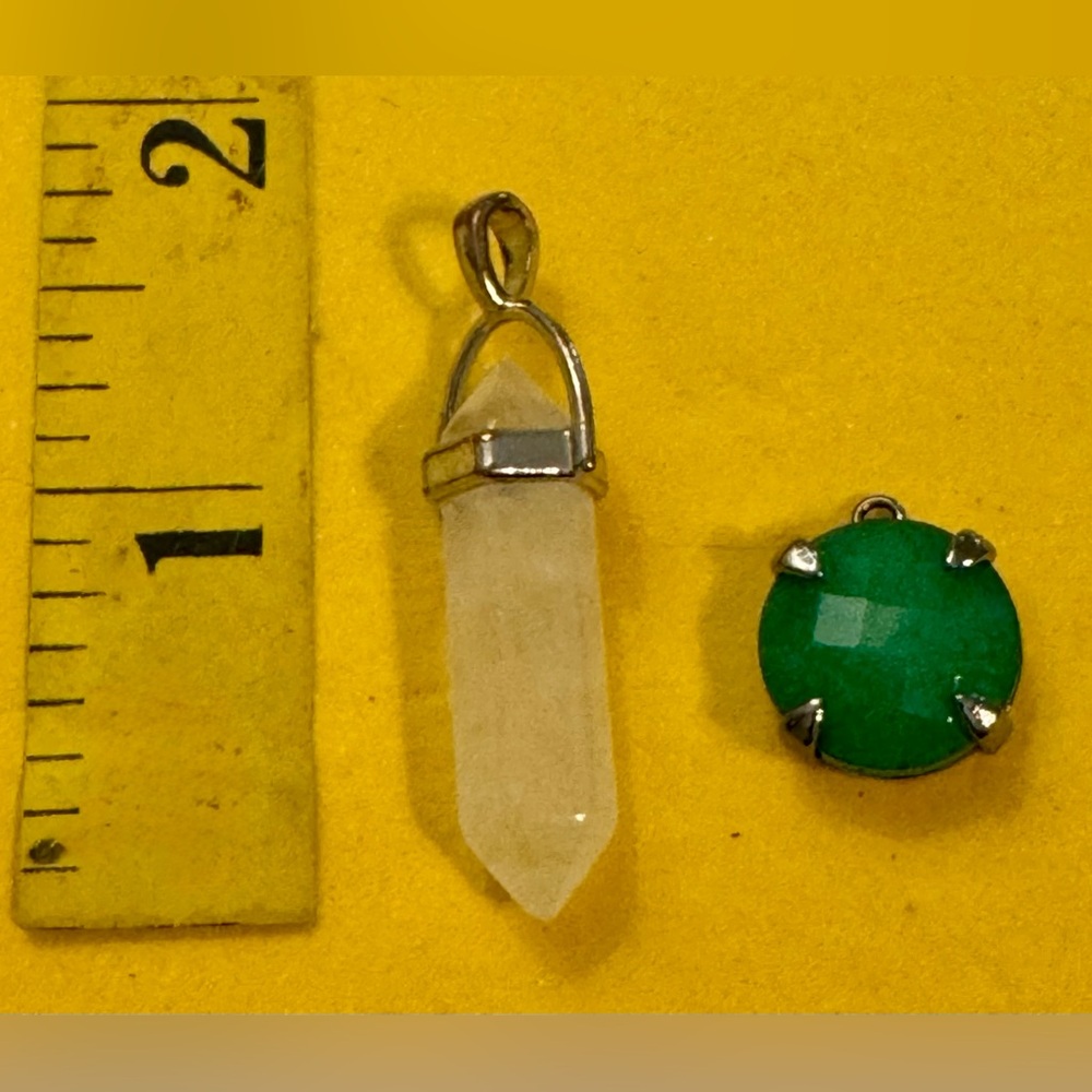 Pendants - 2 - silver tone (not 925) - white long crystal & round green. - Picture 3 of 7